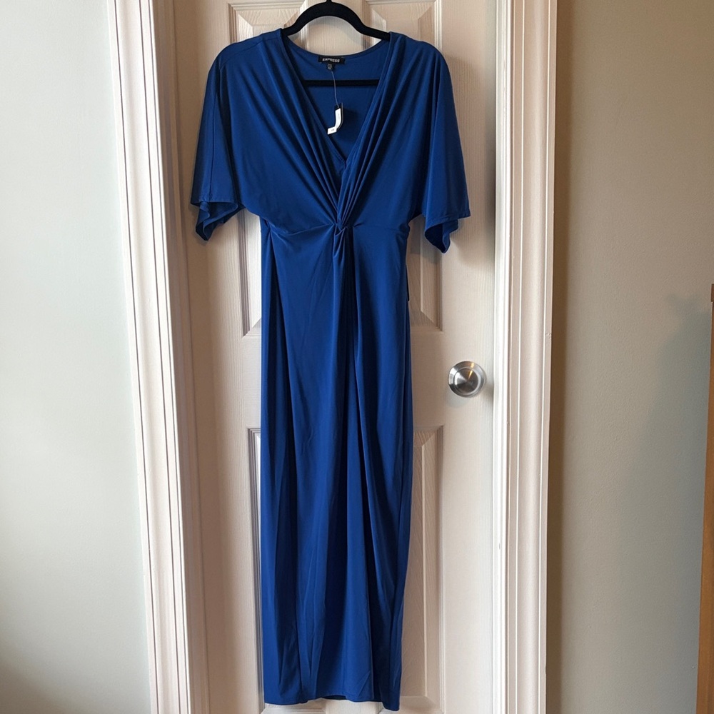 Elegant Blue Midi Dress